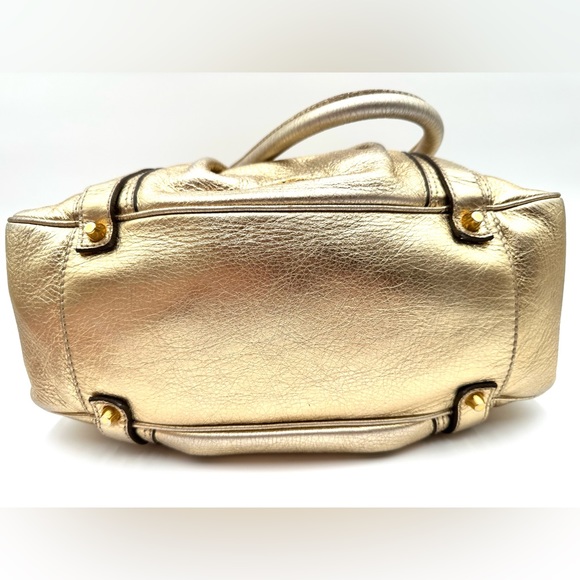 💯 BURBERRY Metallic Gold Satchel - Picture 5 of 16